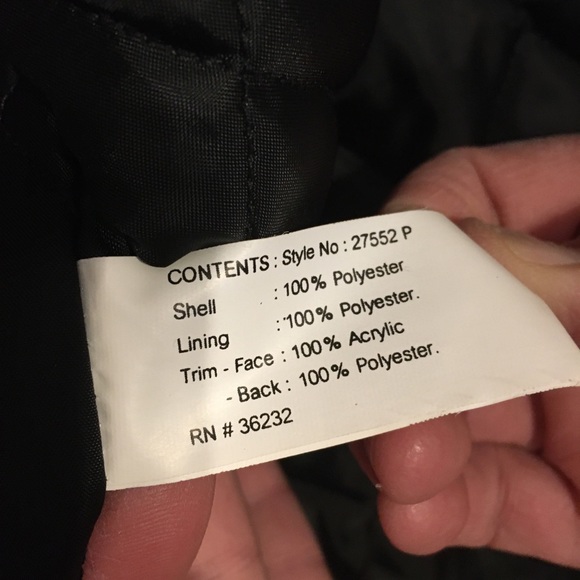 Red coat - Picture 4 of 6